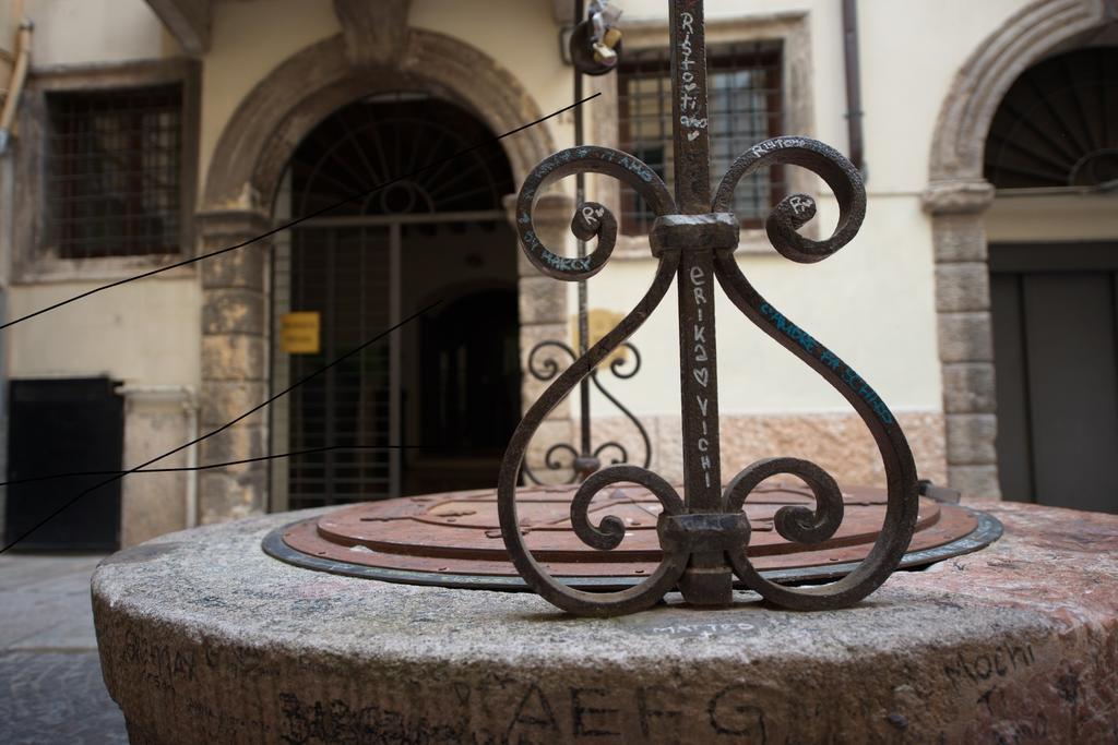 B&B Bijoux Верона Екстер'єр фото